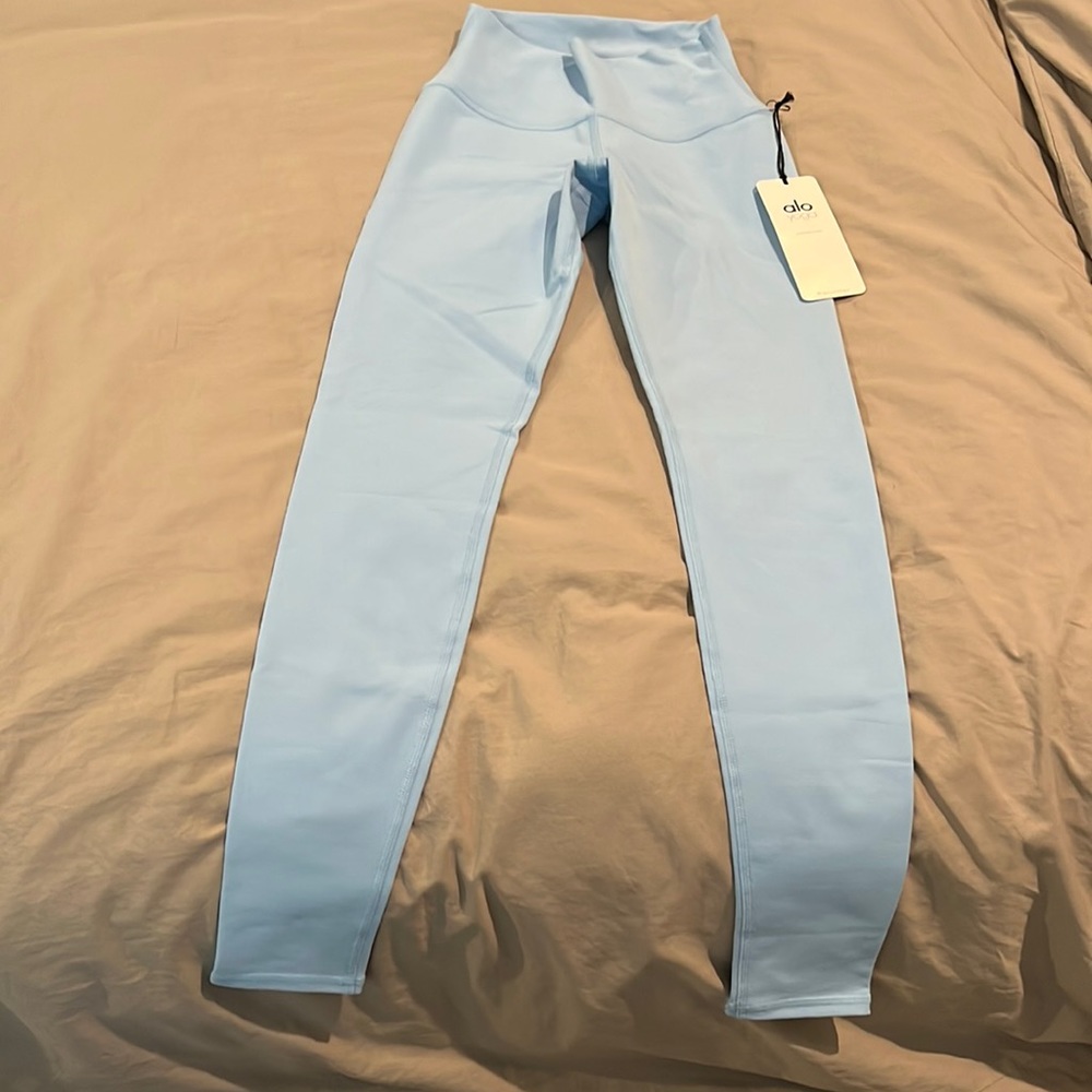 ALO leggings